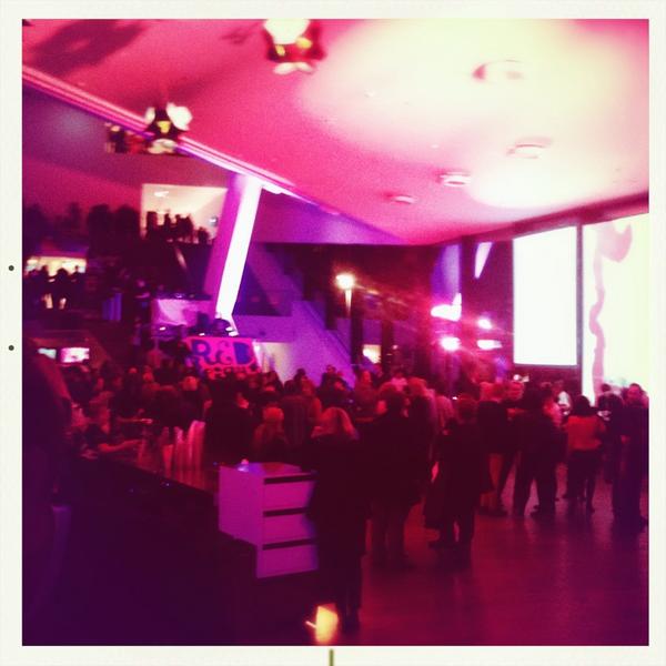 robinvanrossum's tweet photo. Gezellig met 'THE SUMMIT' bij museumn8 , the eye is great! http://t.co/EWOxZrgp