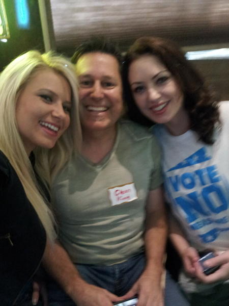 AnikkaAlbrite's tweet photo. No on B Porn Bus w/ @sarahshevon & @meanbitchesglen #SupportOurJobs #SupportOurRights http://t.co/G1ZZ8bNU