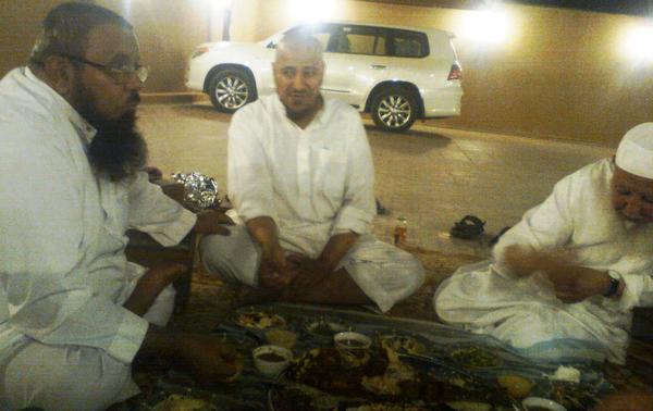 melmadani's tweet photo. @melmadani @abdullahhalhart @saadalbreik @Issa_el_fransi http://t.co/S57cZspS