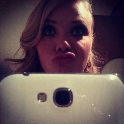 TeamPomme's tweet photo. Nogmaals heel veel succes lieve @Pommee_  <3 Spannend! http://t.co/Ai6385lA