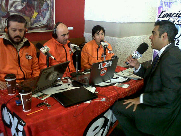 grepelaez's tweet photo. En la Papaya con @CapitanJoss @DAVIDRINCONGZ y @tere_exa. http://t.co/9Azp34HN