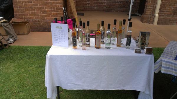 StonePineDistil's tweet photo. At the Mudgee Farmer's Market come say hi http://t.co/luYTSjP9