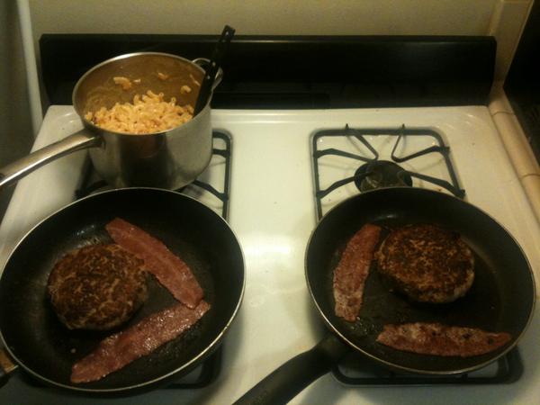 Dinner for men with <a href="/giglife/">justin k</a>. 2 1/2 pound turkey burgers with turkey bacon and mac n cheese. Say something!!!