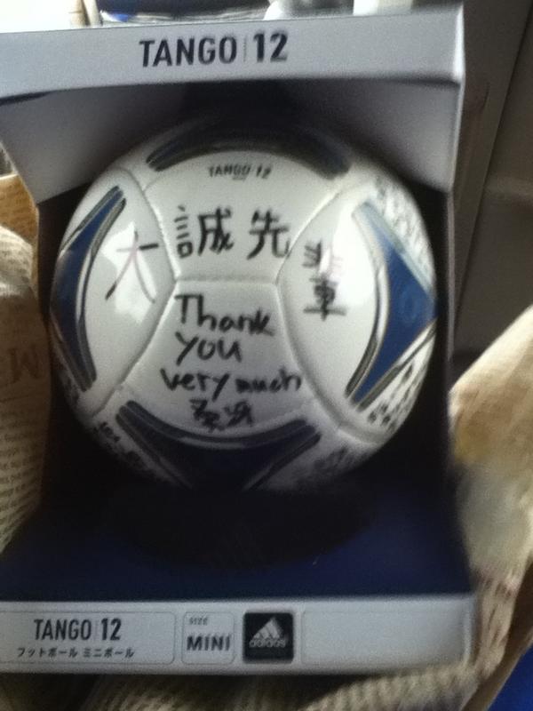 STIAMA's tweet photo. 今日三年生送る会だった～
後輩からもらった～( ´ ▽ ` )ﾉ

コメント付き～p(^_^)q http://t.co/5Nf6tE5r