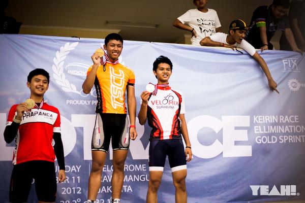 Velotrace Champ!!! sayang sekali foto keren ini ternoda oleh <a href="/northfixed/">North Fixed</a> LOL