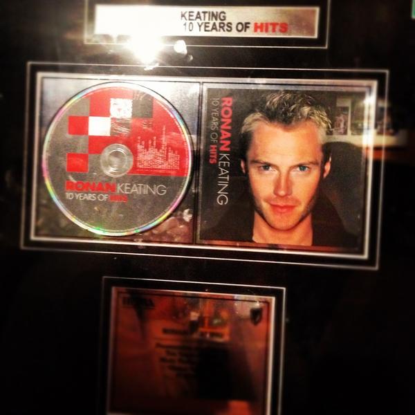 EdelShilling's tweet image. @KeithHodges21 @PhilScullion bet your local doesn't boast this bad boy #10yearsofhits #Potato