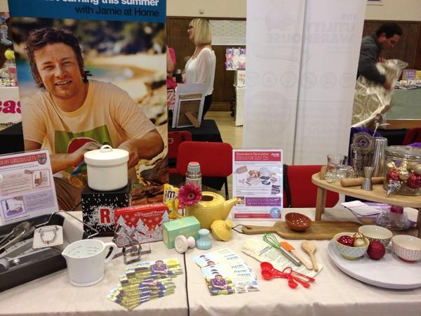 ZoeBlyth's tweet photo. @Jamie_at_Home event at Broxborne.!!! :) http://t.co/sm0HInjZ
