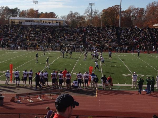GHS_Getter's tweet photo. Goochland students at the University of Richmond at William and Mary football game http://t.co/anNnr4SV