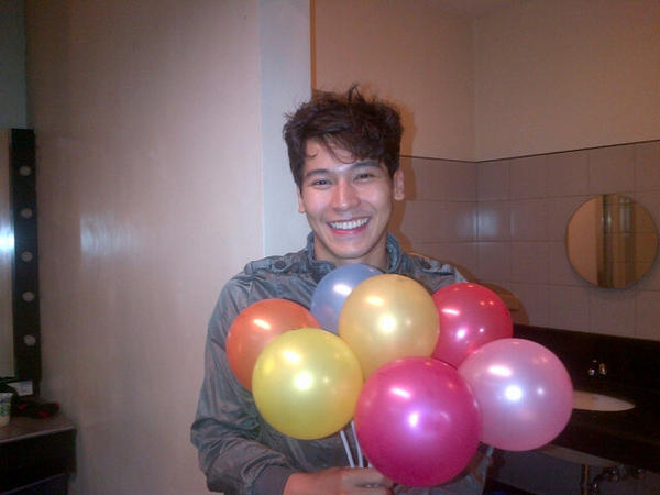 ASAPOfficial's tweet photo. Abangan ang death-defying birthday surprise ni Enchong mamaya!!! #ASAPastig http://t.co/1VvY9tor