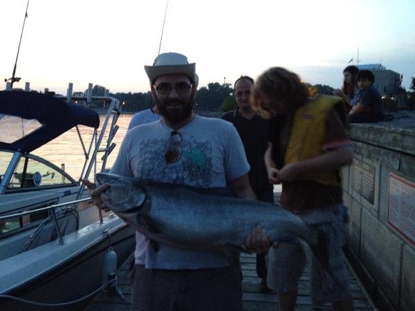 StanleyTran's tweet photo. Fishing with Shaun and Francis, summer 2012. http://t.co/Dk6EUKLA