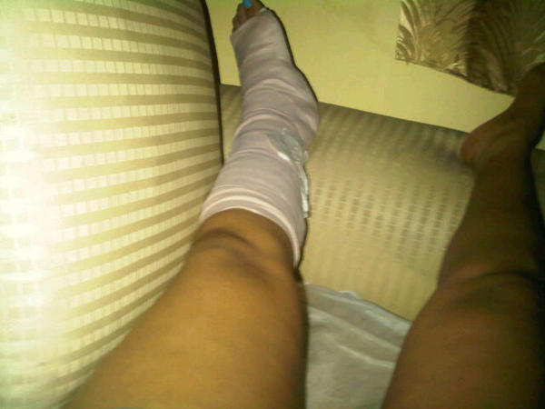 CosteStephanie's tweet photo. Apenas hace un dia y ya estoy desespera!!! http://t.co/leUoVTly