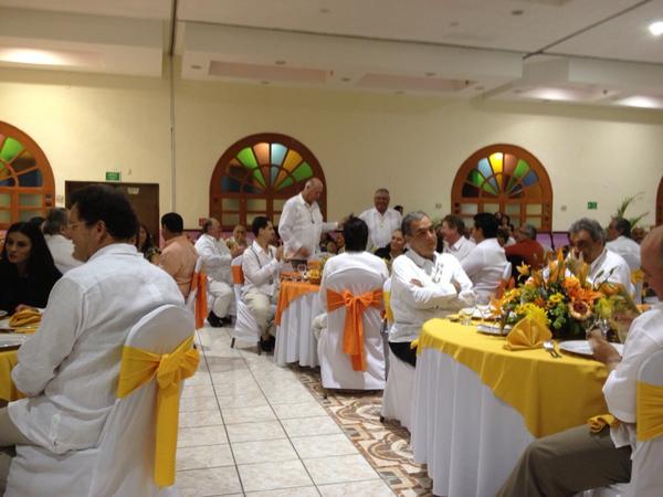 En la cena de gala en el Hotel Cozumel &amp; Resorts durante la autopresentación