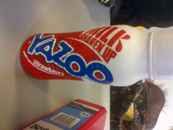 chanNatxo's tweet image. #yesdat you jell @Charlie_MK1 ;)))) #strawberryMilkshake