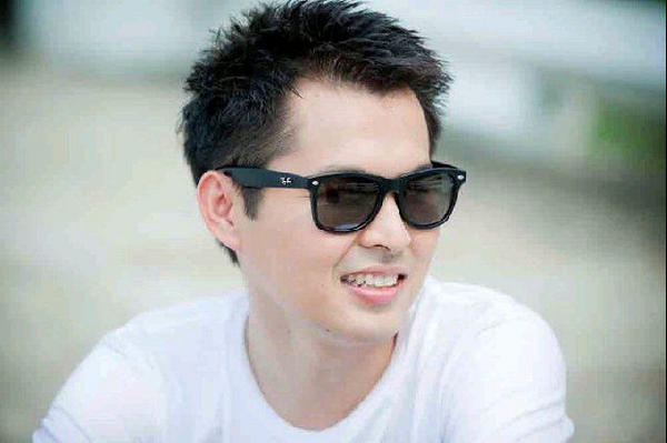 T_LEEP's tweet photo. พี่ ร.ต.อ. อลงกรณ์ คลังเงิน นรต.59  ชมรมกระจายเสียงหรือดีเจ ประจำ รร.นรต หล่อมากคร้า แอดมินคอนเฟิร์ม http://t.co/yglWq2ZK