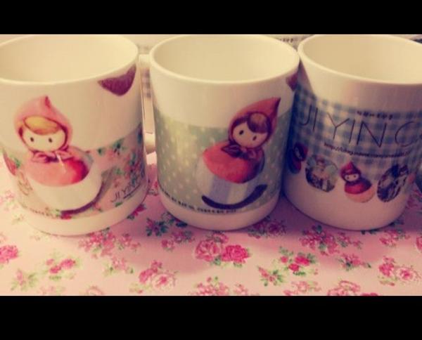 cute1004's tweet photo. 저도 갑니다~RT @anada0127 11.9-11일 임패리얼팰리스에서 개시합니다. 착한아트상품지인씨의 한정판 상품 많은 관심 부탁해요-수익금중일부는 불우한환경을탓하지 않고 열심히 사는 우리 이웃들에게 기부됩니다http://t.co/KKpsAvcf