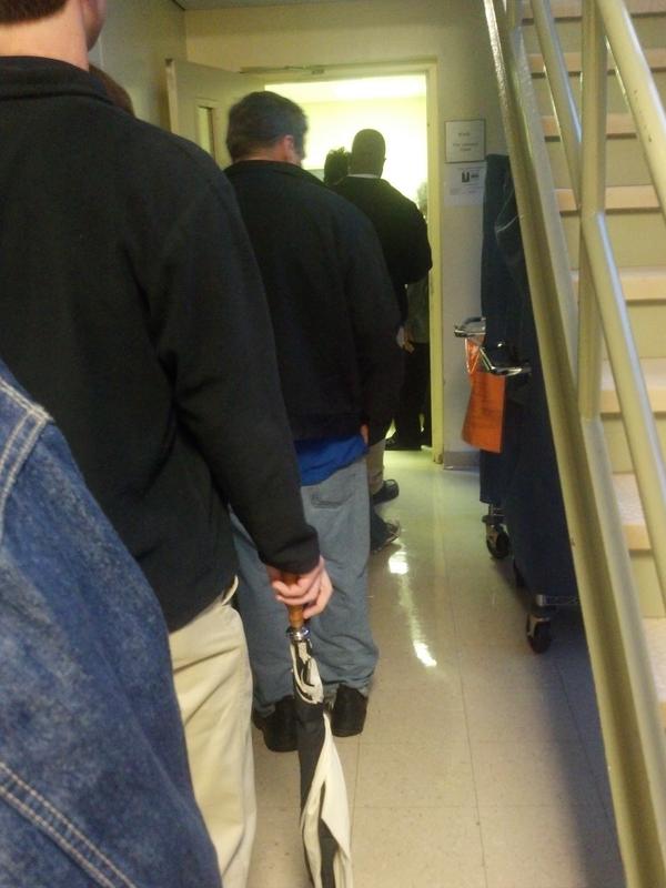 ttitiw's tweet image. Been here only 20mins and I only have like 10 more people til I vote. #AUGUSTA #GA #VOTING2012