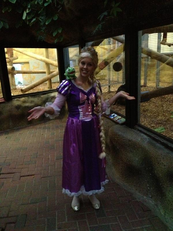 PascalTangled's tweet image. Me &amp;amp; Rapunzel on our exciting trip to the zoo for Halloween!
Didn't meet any lady chameleons though! :-(
