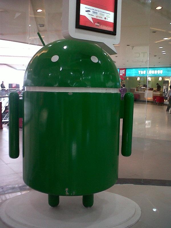 themobilestores's tweet image. #Pune goes gaga over #AndroidRobot. Have you met him yet? Visit #TheMobileStoreLounge @PhoenixMarketCity