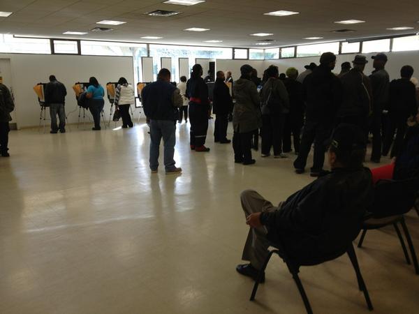 TraceeWilkins's tweet image. Things are moving smoothly at this Oxon Hill polling location. I'm covering #Question7 live all night @NBCWashington.