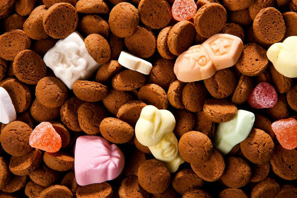 DJ_TIM_B's tweet photo. ja twitteraarss!!! nog een paar weken en dan ist zover de PRE SINTERKLAAS PARTY @cafe_kafmolen Retweet=lief #kafmolen http://t.co/JqZfFIMq
