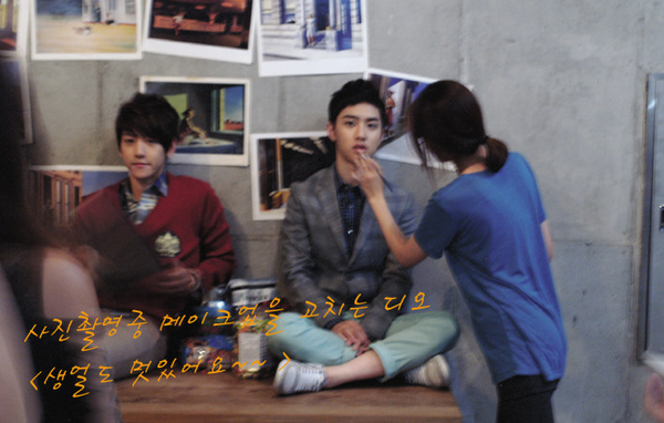 dochong_love's tweet photo. 코디: 경수 너 백현이랑 또 키스했어? 입술색 없어졌잖아 이 gay들아 http://t.co/kvtG5qrq