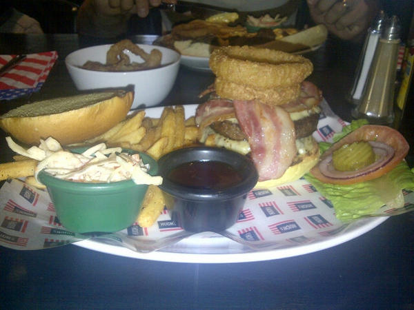 L_Jacobs14's tweet image. want another burger like this #meatstack