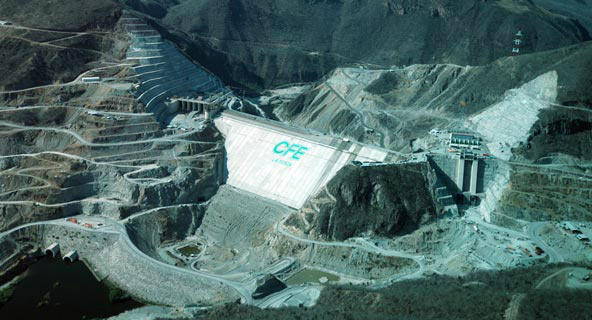 FIC_UANL's tweet photo. Inauguran la segunda presa más grande del mundo!
http://t.co/wrpAzZsD #fb http://t.co/MPUwuZKg
