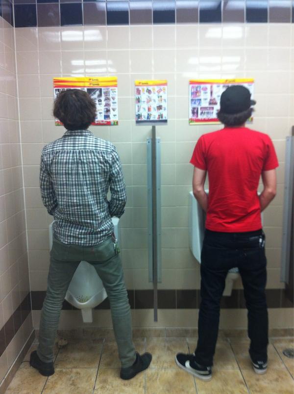 machinestweets's tweet image. #peestop Before meeting @CHERUBlamusica in #Bham Alabama