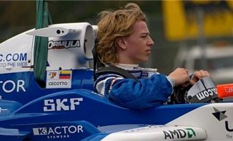 superstereo981's tweet image. Johnny Cecotto Jr. probará por segunda vez un carro #F1 en #AbuDhabu
