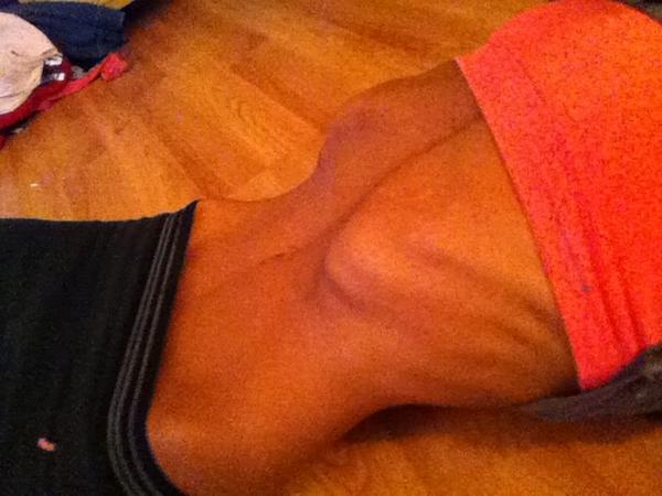 miAna94's tweet image. Birds eye view #ribs #ribbones #bones #hipbones #thinkthin #ana #anasisters