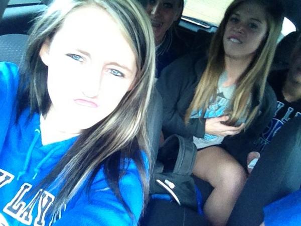 katiethacker__'s tweet image. One word.. #kayce @Kayce_Tackett4 @kelsitackett1 @emilykidd_00