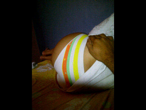 أاااه بس مشتاااق لنيكتهااا حيللللللللل.  رتوووويت