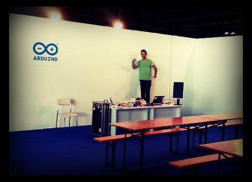 stefano_cotta's tweet image. #arduino a @Robotica_Expo j.mp/T1jcZB #officinearduino #openhardware
