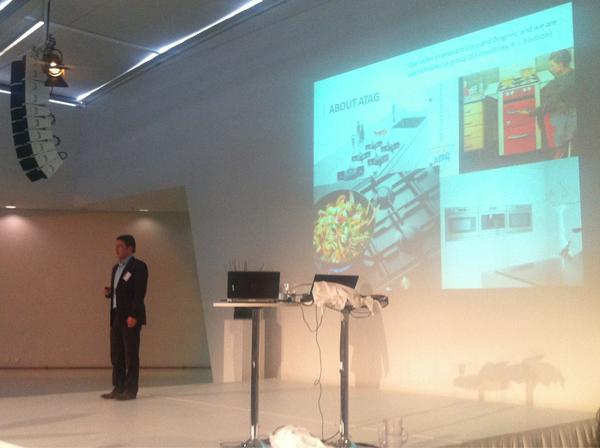 Design United tweet media