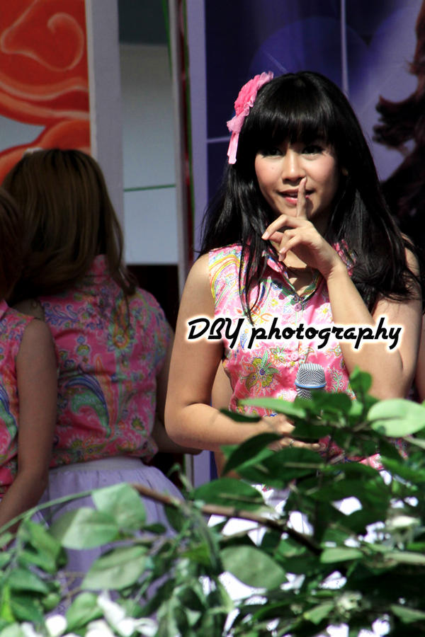 Embedded image permalink