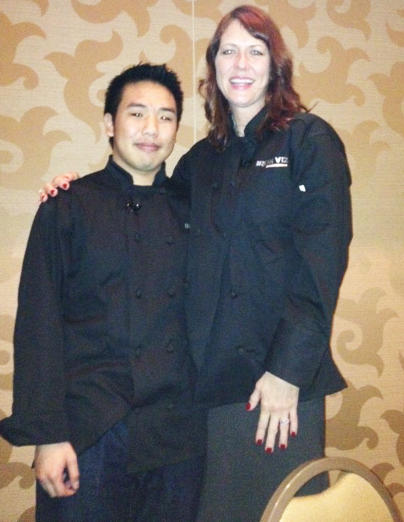 tableau's tweet photo. Congrats to our talented Iron Viz winner Anya A'Hearn [pictured w/@dhom] #tcc12 #ironviz #Tableauskillz http://t.co/sQCdTBXp