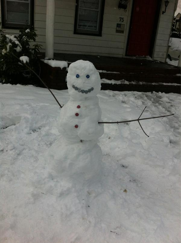 foshau23's tweet image. platty the snowman #platinumlightmouth #snowflow #comealive #@1forjohno&apos;s first