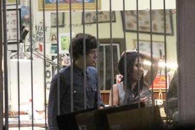 Embedded image permalink