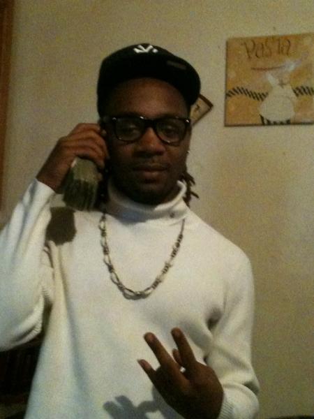 NevaLackN's tweet photo. Da money keep call,N meh http://t.co/7MhMCqRP