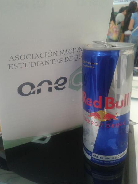 AneqCo's tweet photo. Bebida oficial de la ANEQ @ICONLEQXIVENEQU  :-) http://t.co/tAWSOVhK