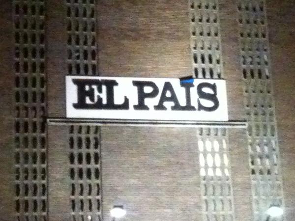 juanjogmb's tweet photo. Terrible sensación, ¿no? “@Solealal: Hasta hoy este era mi periódico, no sè si mañana lo será ya #HuelgaenElPaís http://t.co/ZRnfcANx”