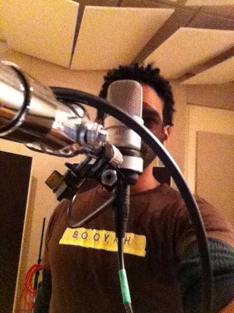 kharypayton's tweet image. Recording for #SIMS 3 today! #boothing #mynewfavoriteshirt