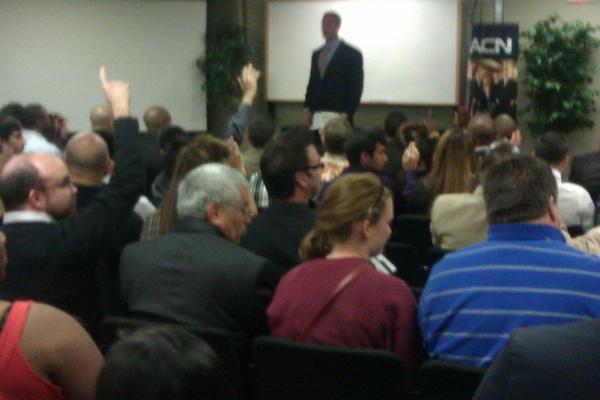 jennyLe2015's tweet photo. Blowing the roof off DFW w/ RD Todd Abrams &amp; COC/SVP Al Thomas!!If UR not here  your missing out! #ACN#WHATSYOURVISION http://t.co/EYWe7zNQ