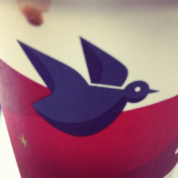 sheerQ's tweet photo. ���在星巴克 STARBUCKS(來福士二店)：新的薄荷熱巧挺好喝的^_^ http://t.co/bmJZUxB0 http://t.co/k029h8BA