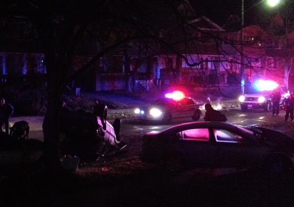 bbethinking's tweet photo. Bad accident just now on #waterbury #lakewood http://t.co/sQEq1f8c