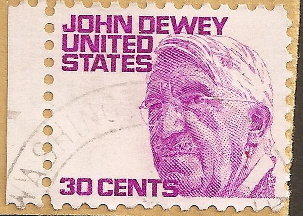ScoobyDEWEYdoo's tweet photo. Did the United States Postal Service center honor you with a stamp? #celebrityproblems http://t.co/5lbRaMPl
