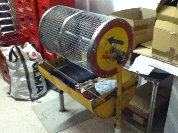 O asador para o Magosto está preparado!!! Mañá será o gran día!!! <a href="/ACGRosaliaCastr/">ACG Rosalía Castro</a> <a href="/casagalega/">Casa Galega L'H</a>