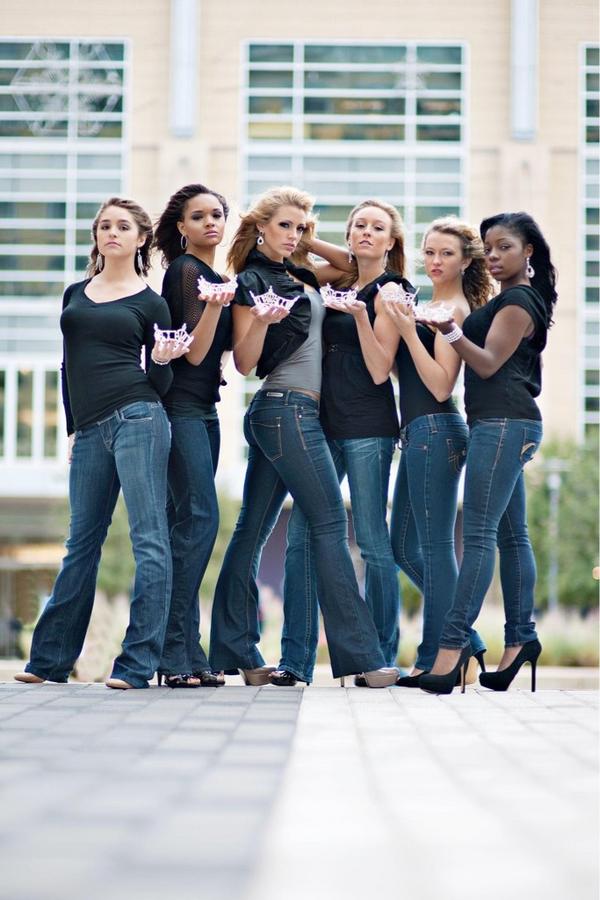 MuzziesCouture's tweet image. Who will be crowned? #misshouston/harriscounty/Sugarland be sure to go @sheilamilner always has a great show!!