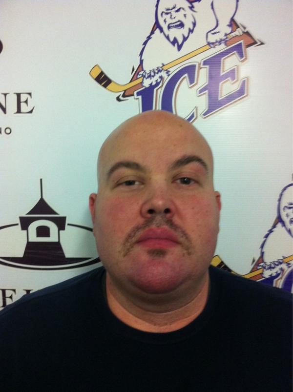 coryjcameron's tweet image. A solid foundation after week 1. Go to my page mobro.co/corycameron and donate #Movember #kootenayice #pushbroom