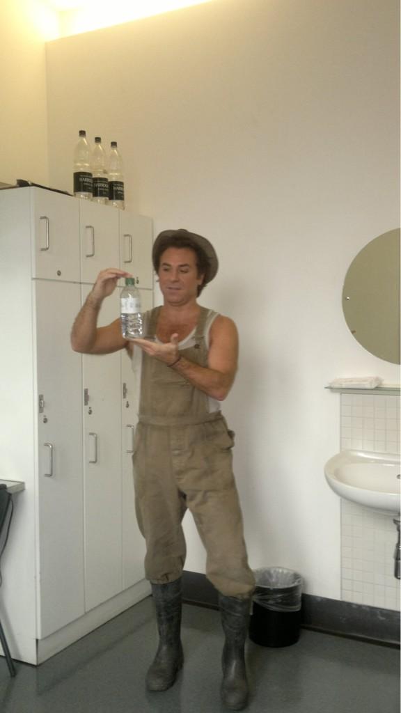 roberto_alagna's tweet image. Nemorino is ready to drink Elisir... @RoyalOperaHouse